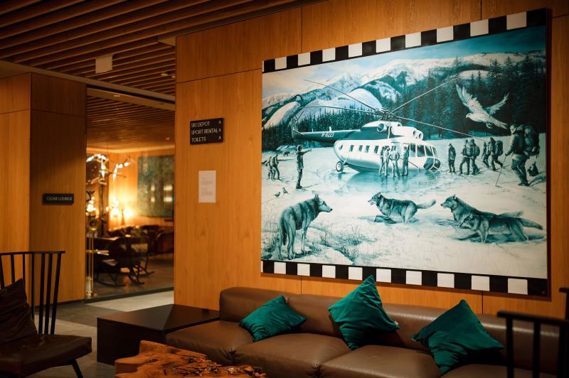 DAMIAN JASNA - G - Lobby