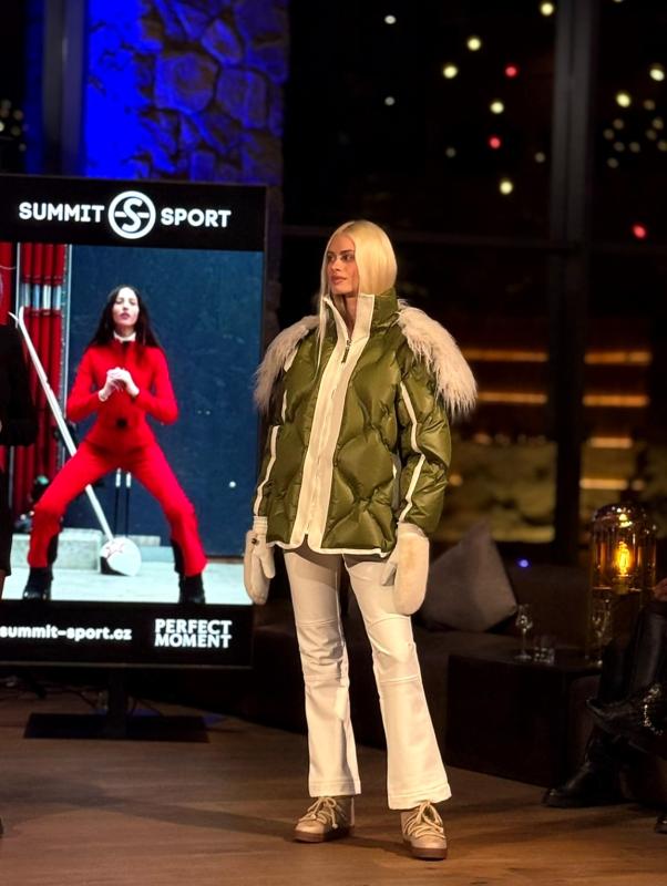 DAMIAN JASNA - G - Hotelové akcie