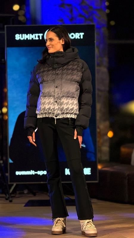 DAMIAN JASNA - G - Hotelové akcie