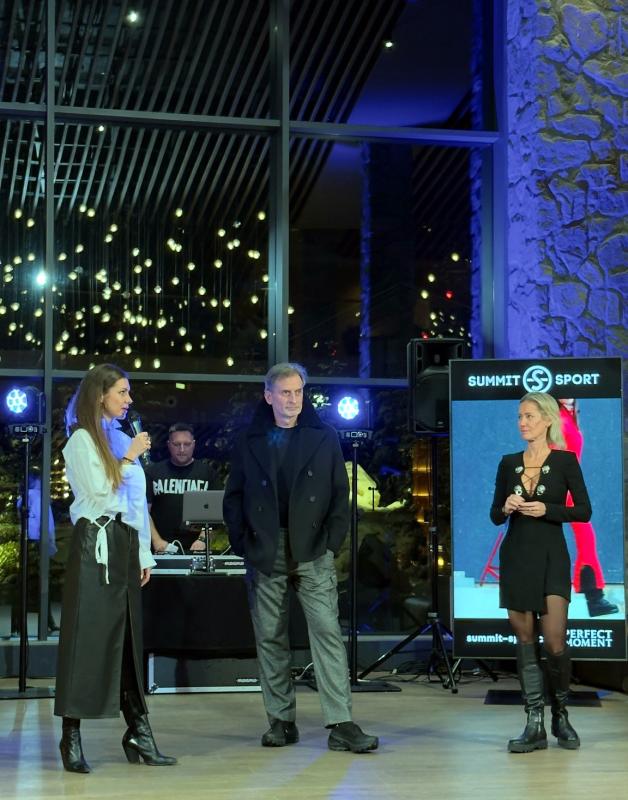 DAMIAN JASNA - G - Hotelové akcie