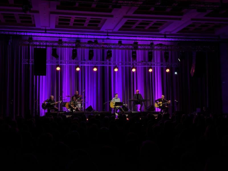 DAMIAN JASNA - G - Hotelové akcie