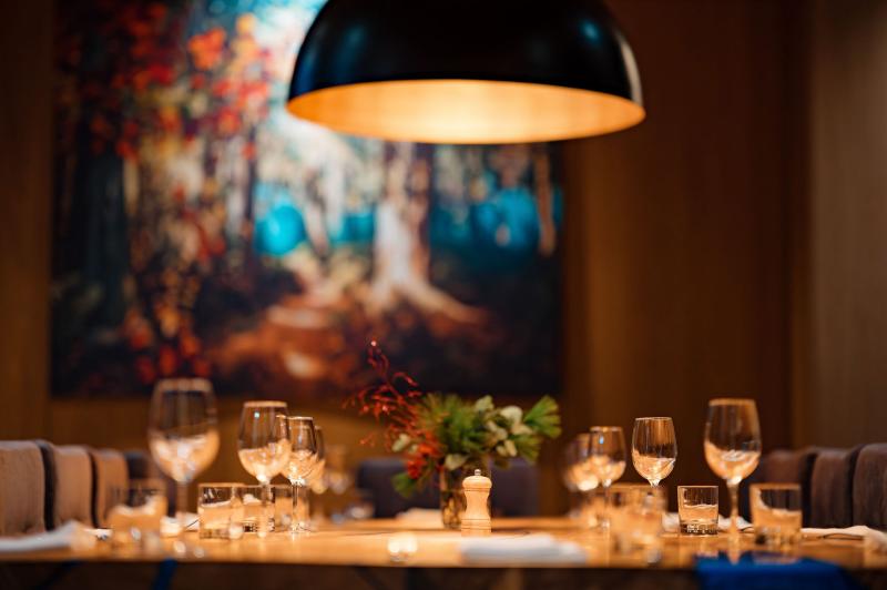 DAMIAN JASNA - G - The Quarter reštaurácia