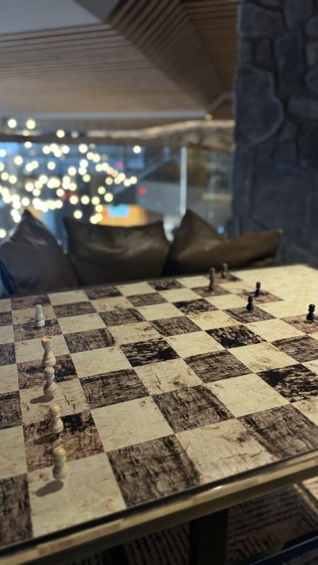 DAMIAN JASNA - Aktivity - článok